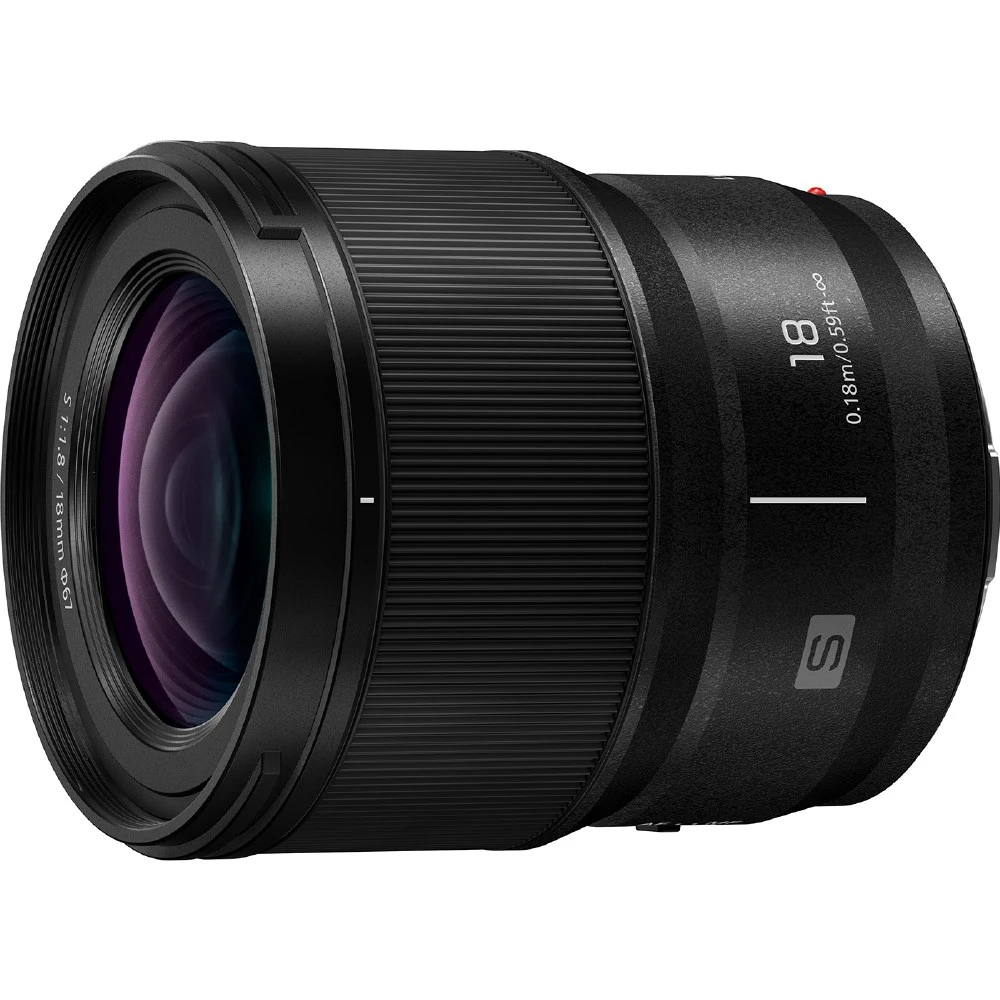 Panasonic LUMIX S 18mm f/1.8 Lens at CamerasDori